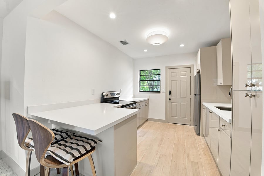 Furnished Finder property 1000502_1 photo 16