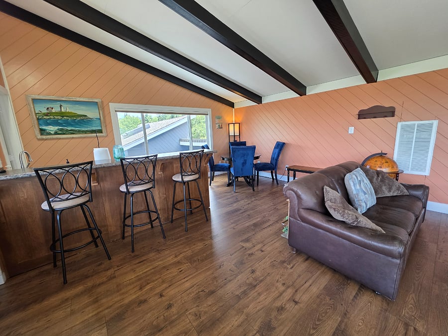 Upstairs Bar Room