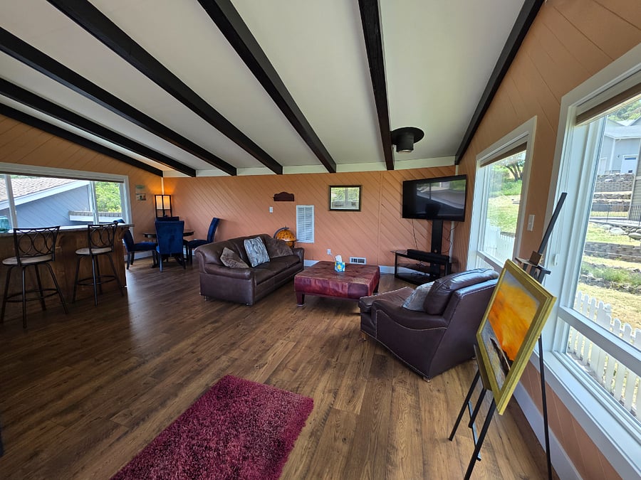 Bar Living Room