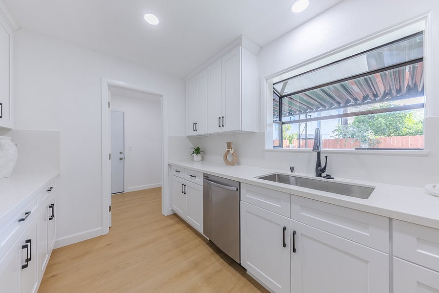 Furnished Finder property 1000518_1 photo 16