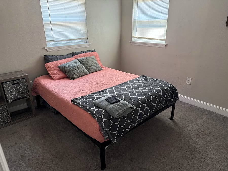 Furnished Finder property 1000535_1 photo 14