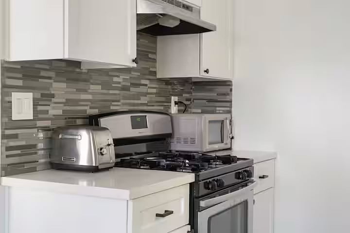 Furnished Finder property 1000537_1 photo 14