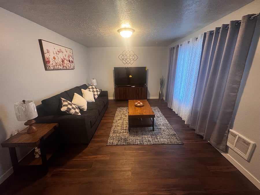 Furnished Finder property 1000538_1 photo 2