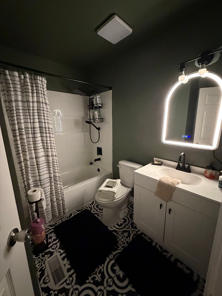 Furnished Finder property 1000544_1 photo 38