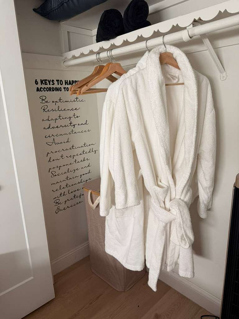 Furnished Finder property 1000572_1 photo 29
