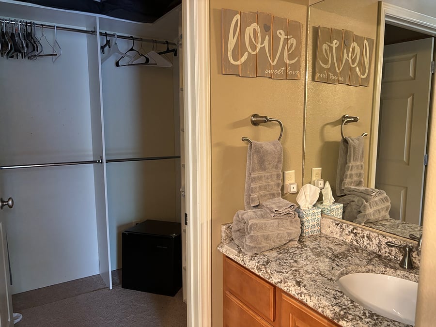 Furnished Finder property 1000573_1 photo 3