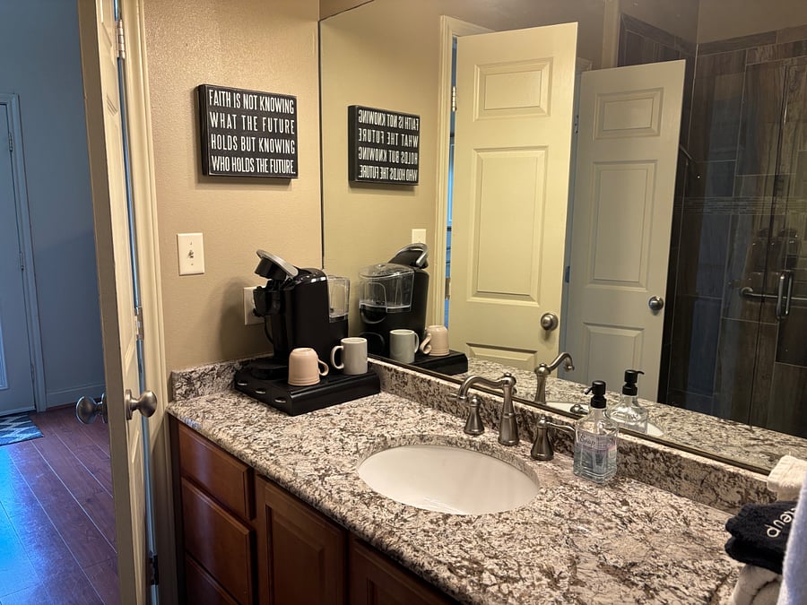 Furnished Finder property 1000573_1 photo 6