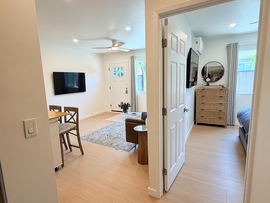 Furnished Finder property 1000580_1 photo 10