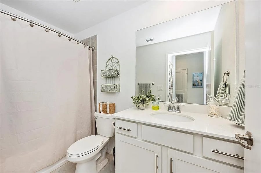 Furnished Finder property 1000582_1 photo 13