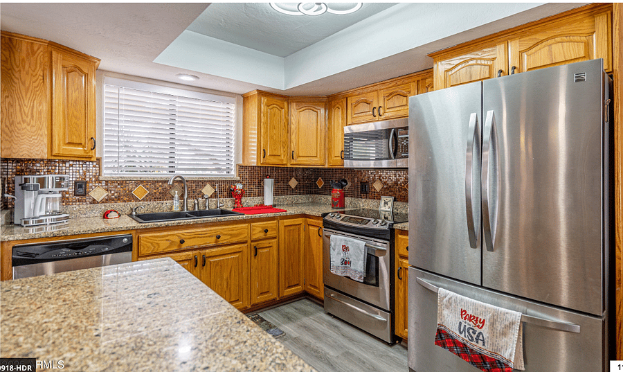 Furnished Finder property 1000584_1 photo 22
