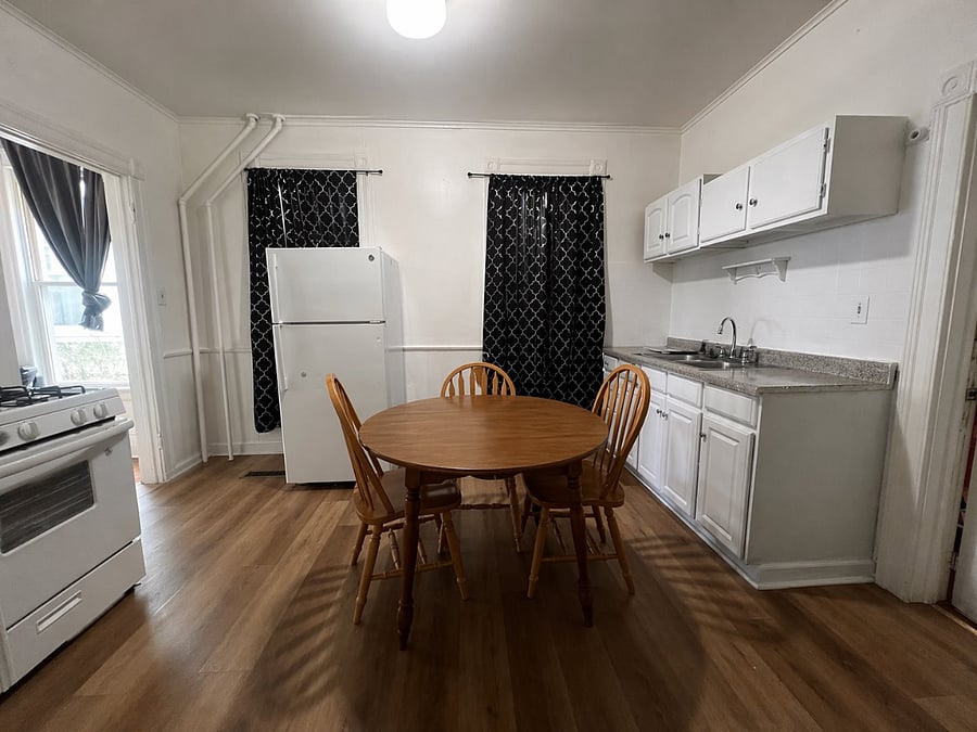 Furnished Finder property 1000588_1 photo 4