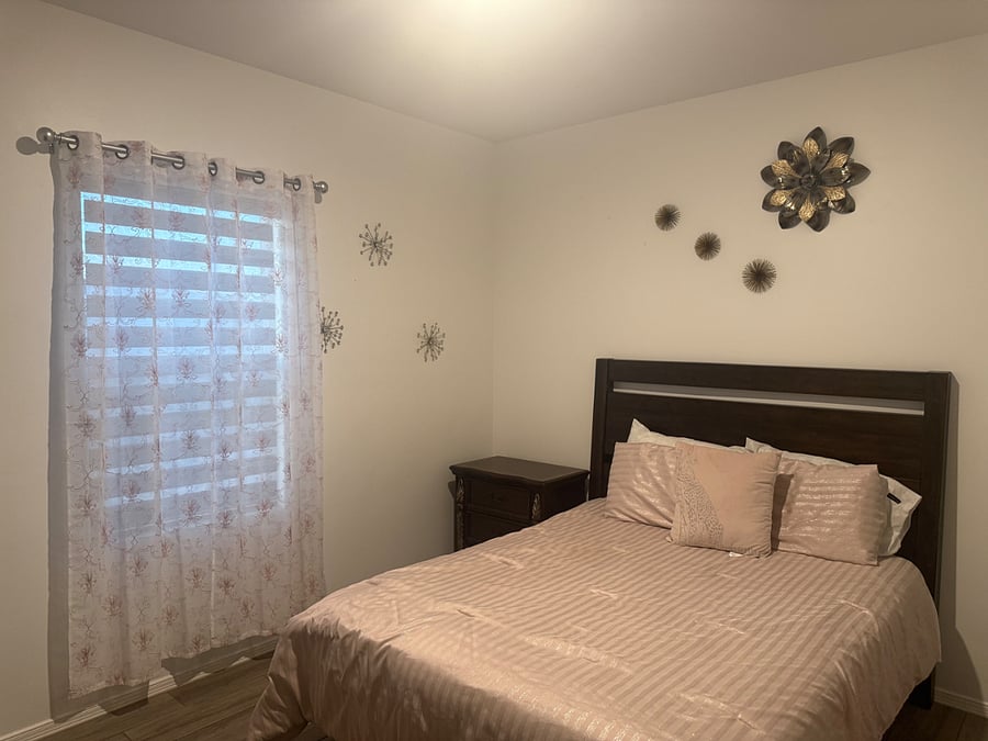 Furnished Finder property 1000590_1 photo 5