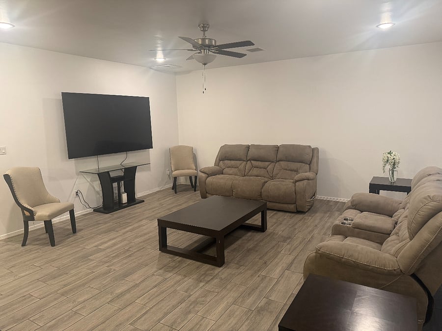 Furnished Finder property 1000590_1 photo 9