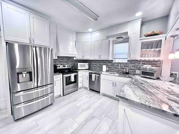 Furnished Finder property 1000592_1 photo 25