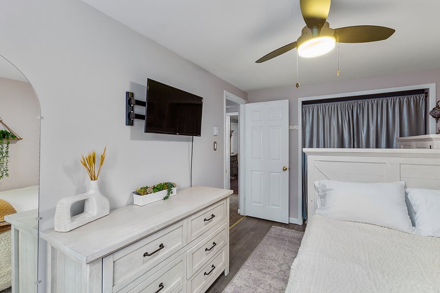 Furnished Finder property 1000595_1 photo 13