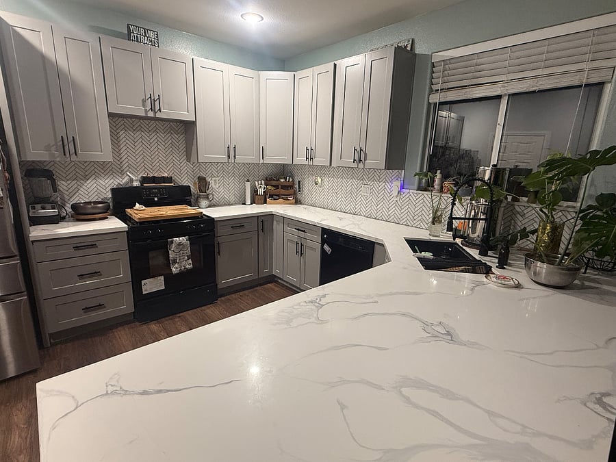 Furnished Finder property 1000601_1 photo 3