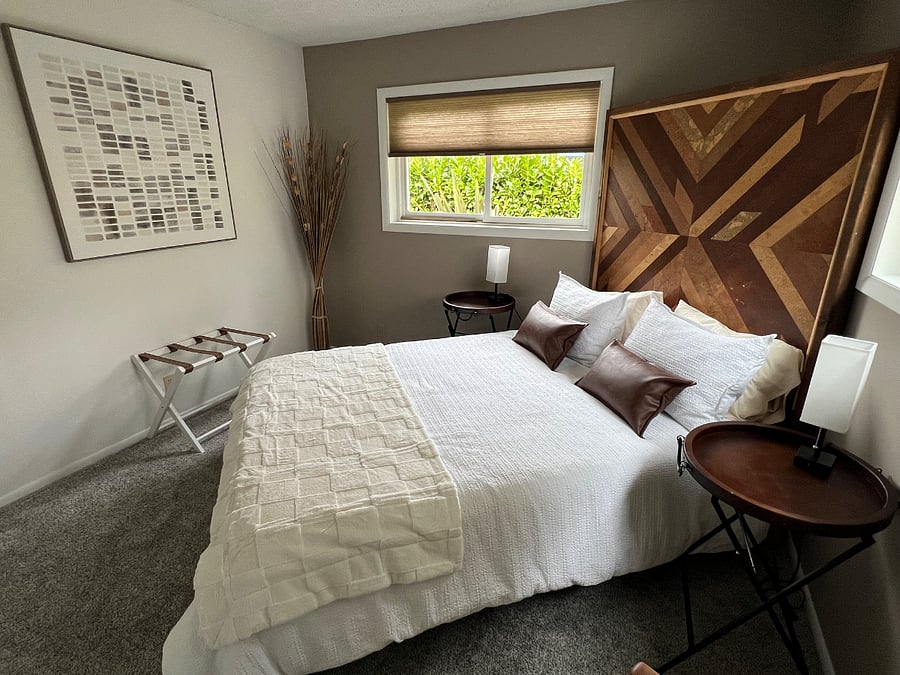 Queen bedroom
