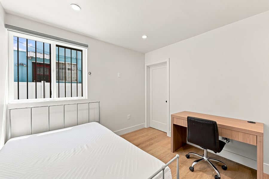 Furnished Finder property 1000617_1 photo 17