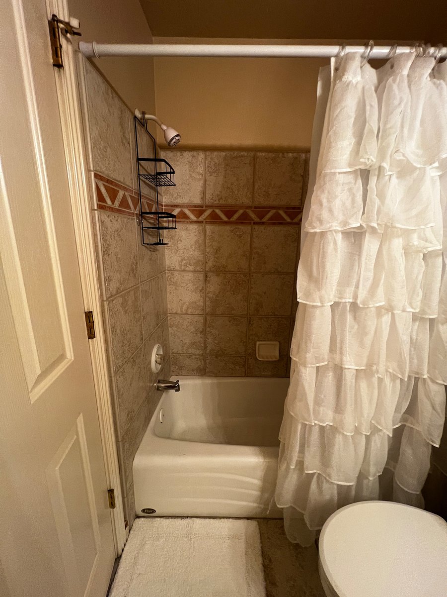 Furnished Finder property 1000636_1 photo 5
