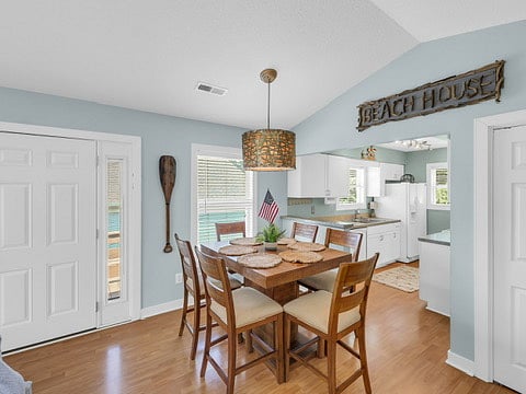 Furnished Finder property 1000639_1 photo 3