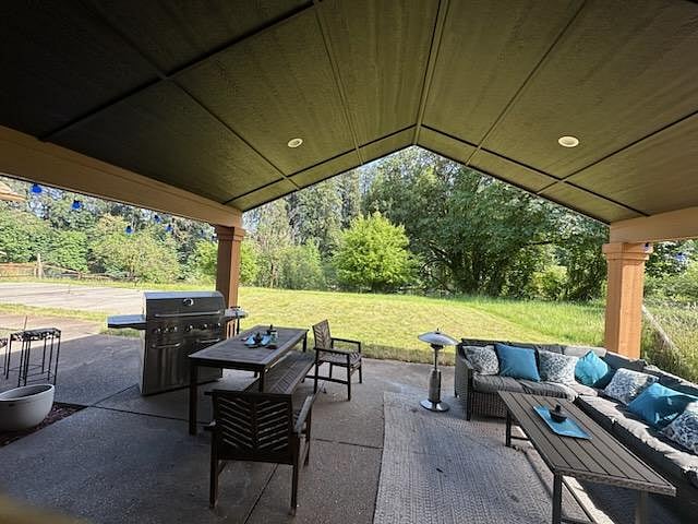 Furnished Finder property 1000657_1 photo 27