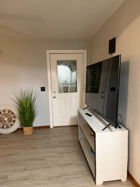Furnished Finder property 1000665_1 photo 4