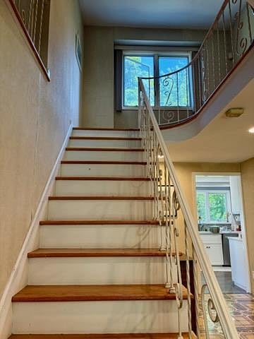 Furnished Finder property 1000712_1 photo 6
