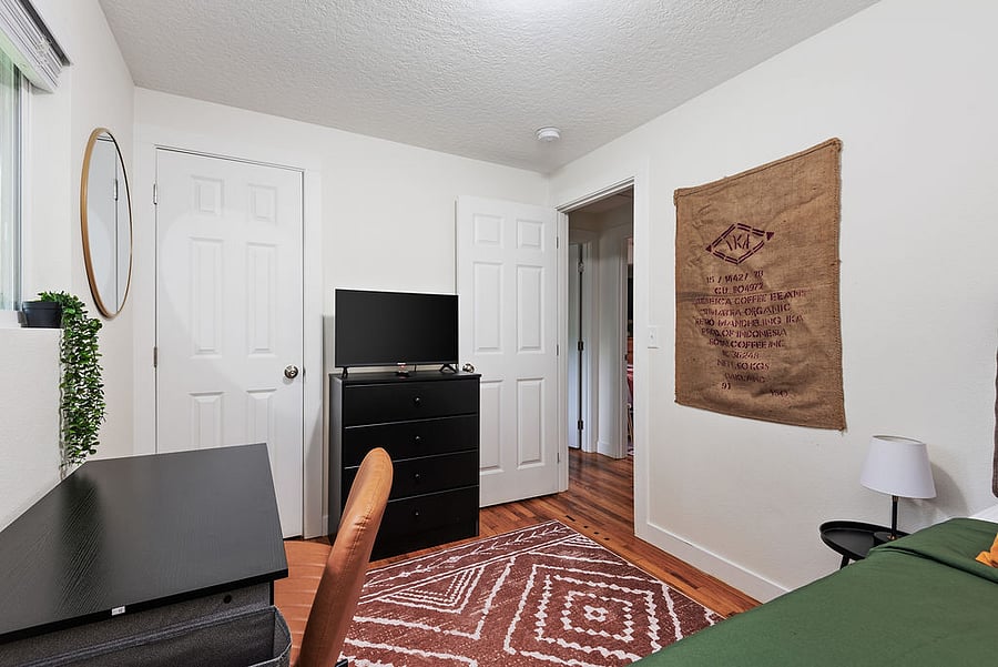 Furnished Finder property 1000715_1 photo 12