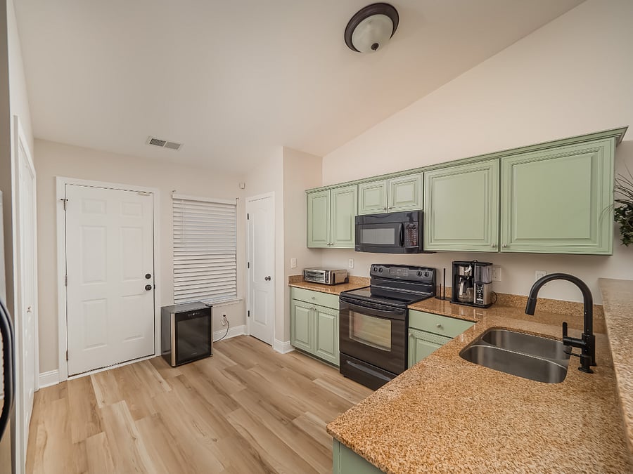 Furnished Finder property 1000717_1 photo 6