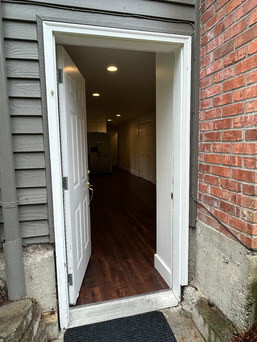 Furnished Finder property 1000718_1 photo 8