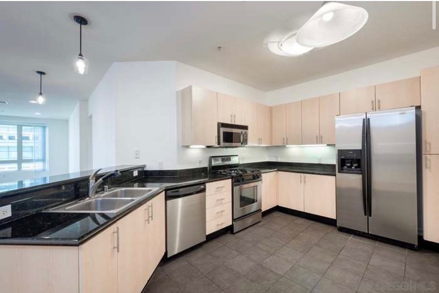 Furnished Finder property 1000732_1 photo 5