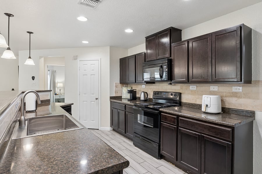 Furnished Finder property 1000733_1 photo 4