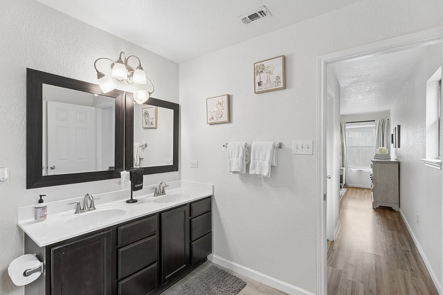 Furnished Finder property 1000733_1 photo 10