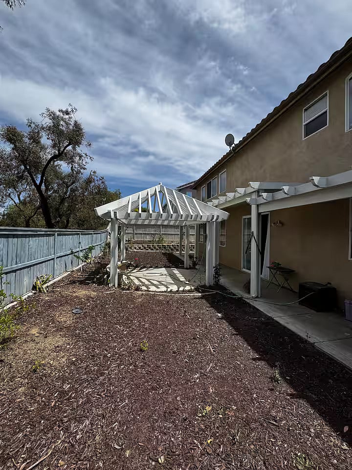 Furnished Finder property 1000742_1 photo 7