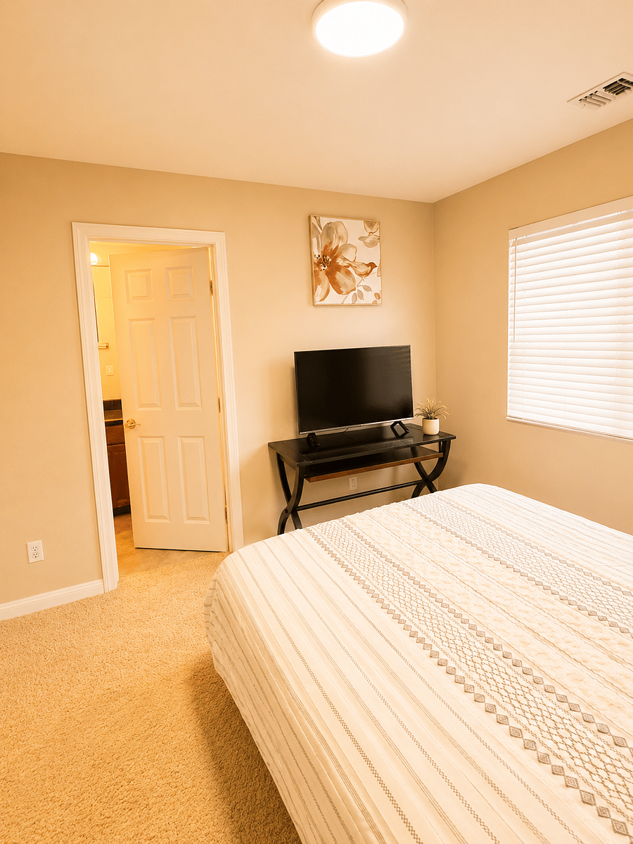 Furnished Finder property 1000742_1 photo 49