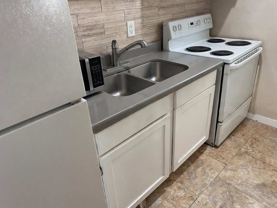 Furnished Finder property 1000745_1 photo 10