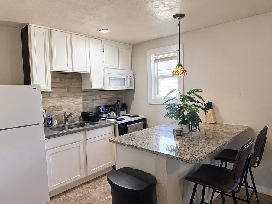 Furnished Finder property 1000745_1 photo 4