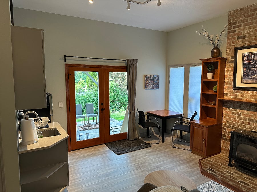 Furnished Finder property 1000746_1 photo 3