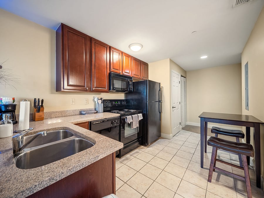 Furnished Finder property 1000749_1 photo 4