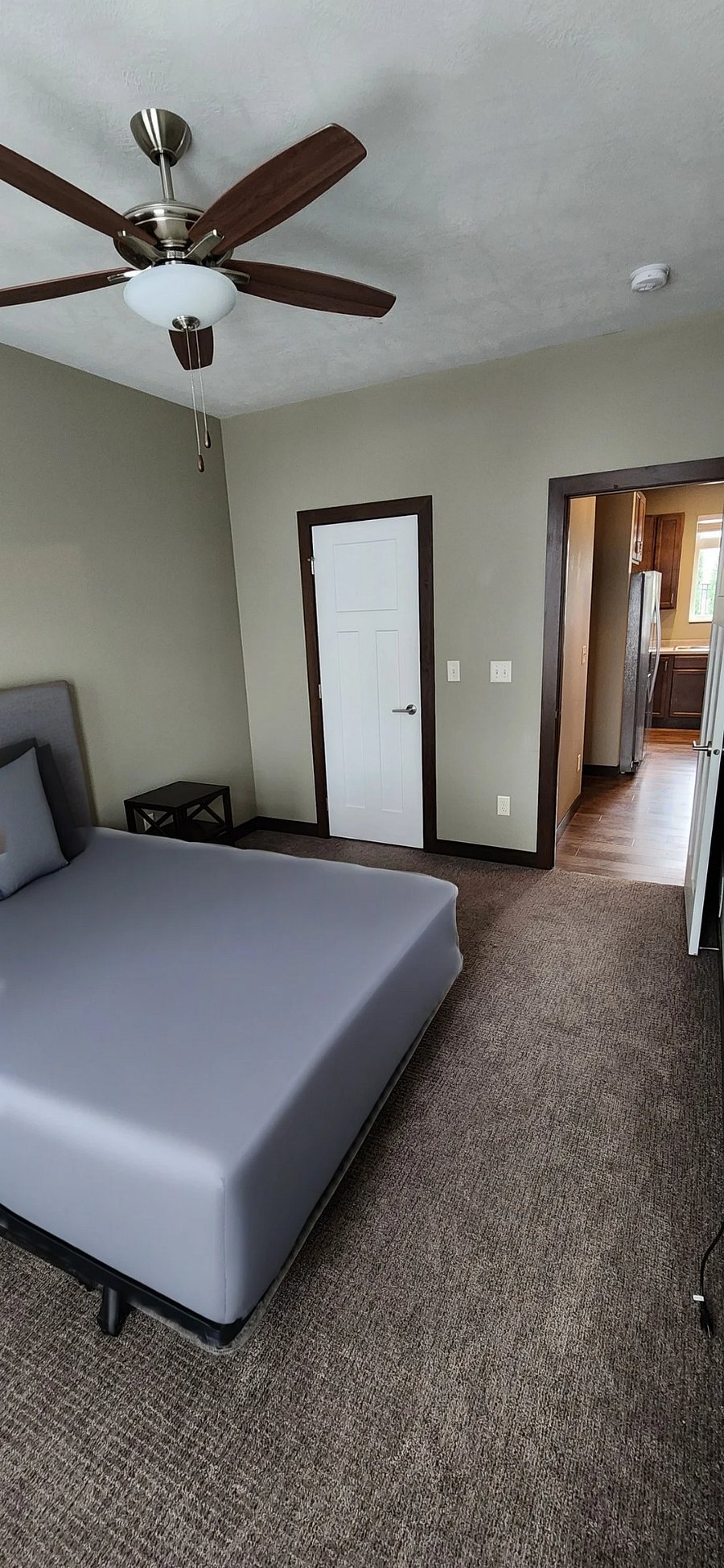 Furnished Finder property 1000769_1 photo 8