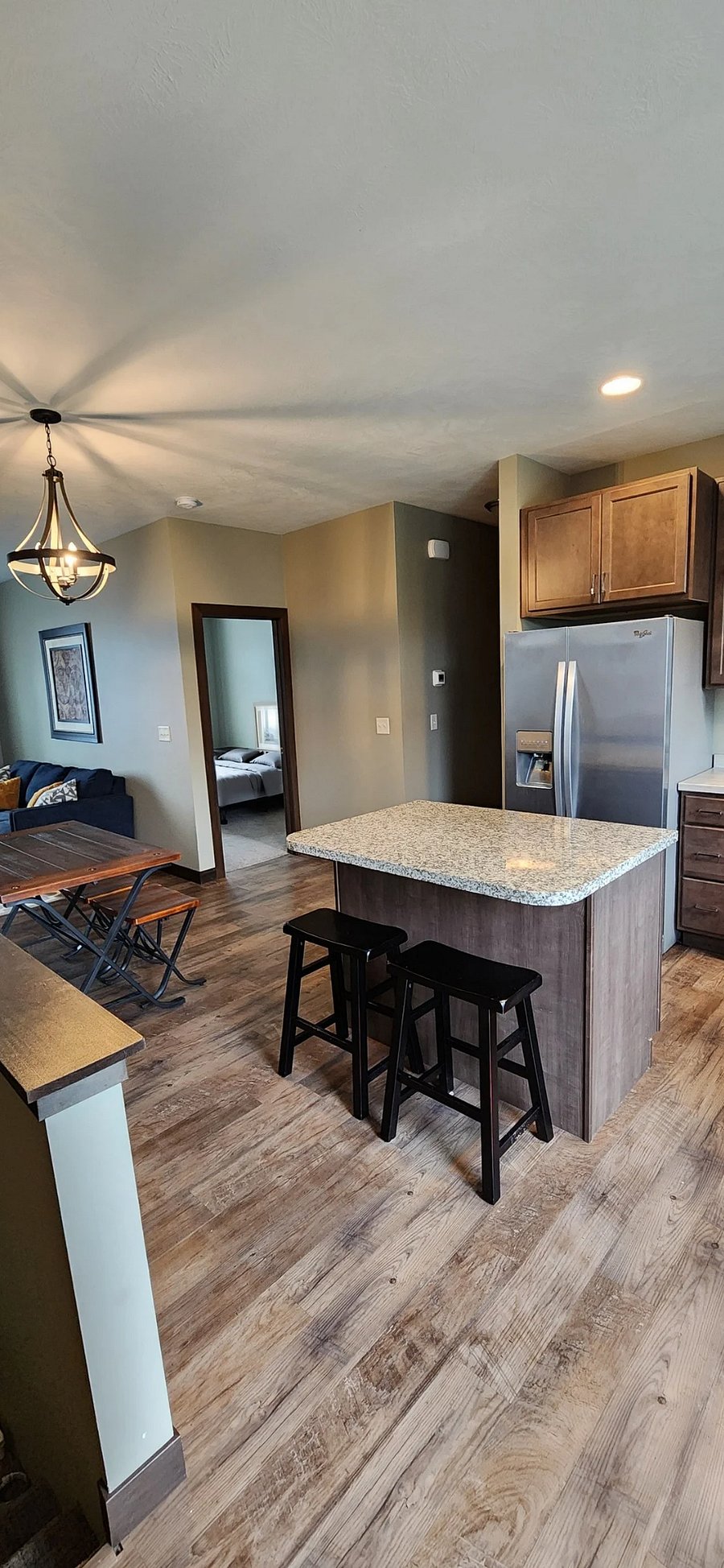 Furnished Finder property 1000769_1 photo 2
