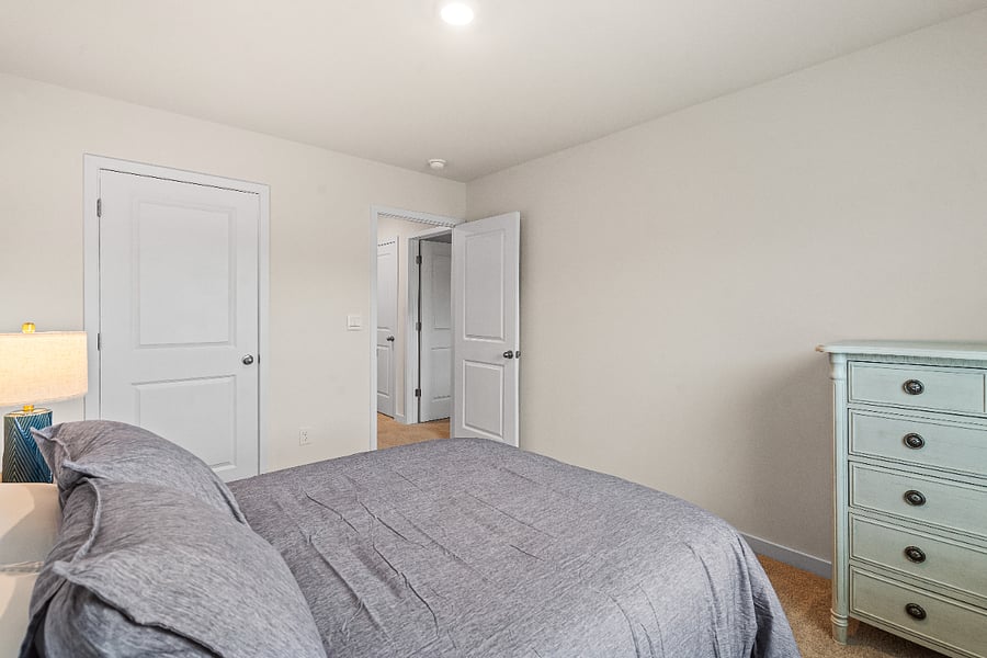 Furnished Finder property 1000780_1 photo 12