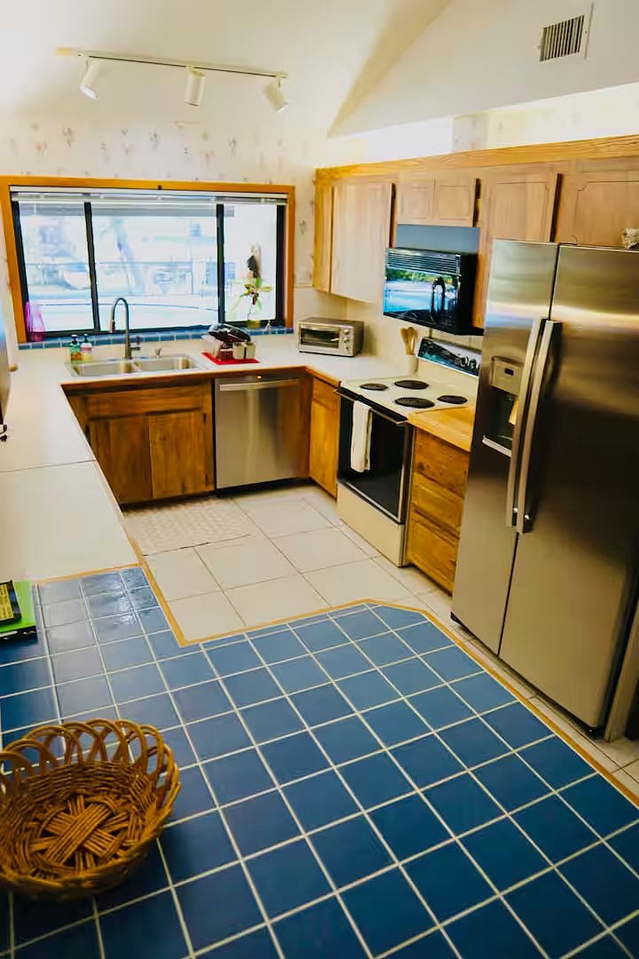 Furnished Finder property 1000793_1 photo 7