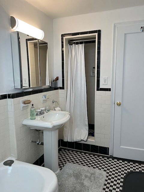 Furnished Finder property 1000799_1 photo 9