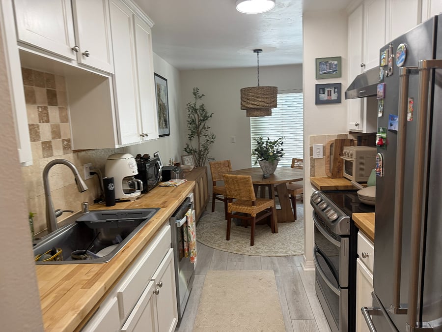 Furnished Finder property 1000802_1 photo 5