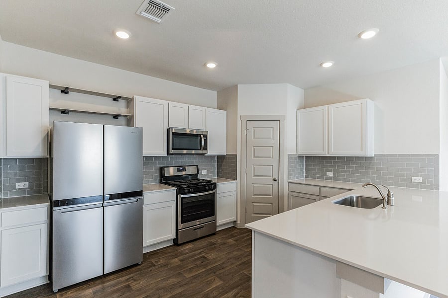 Furnished Finder property 1000809_1 photo 13