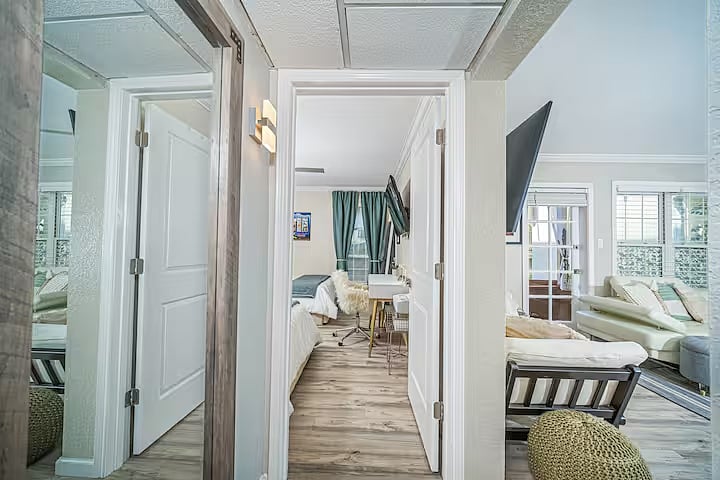 Furnished Finder property 1000811_1 photo 12