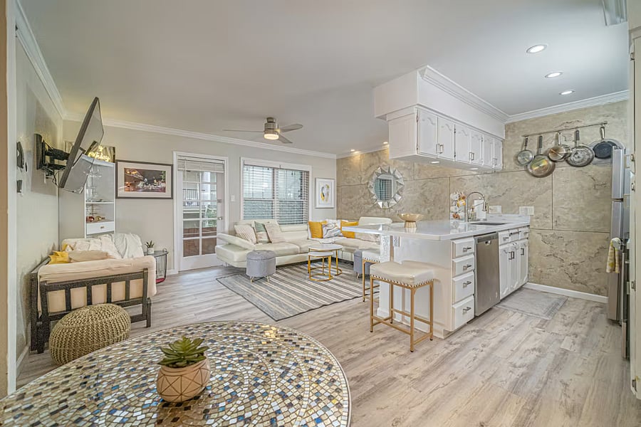 Furnished Finder property 1000811_1 photo 2