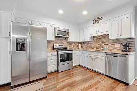 Furnished Finder property 1000812_1 photo 8