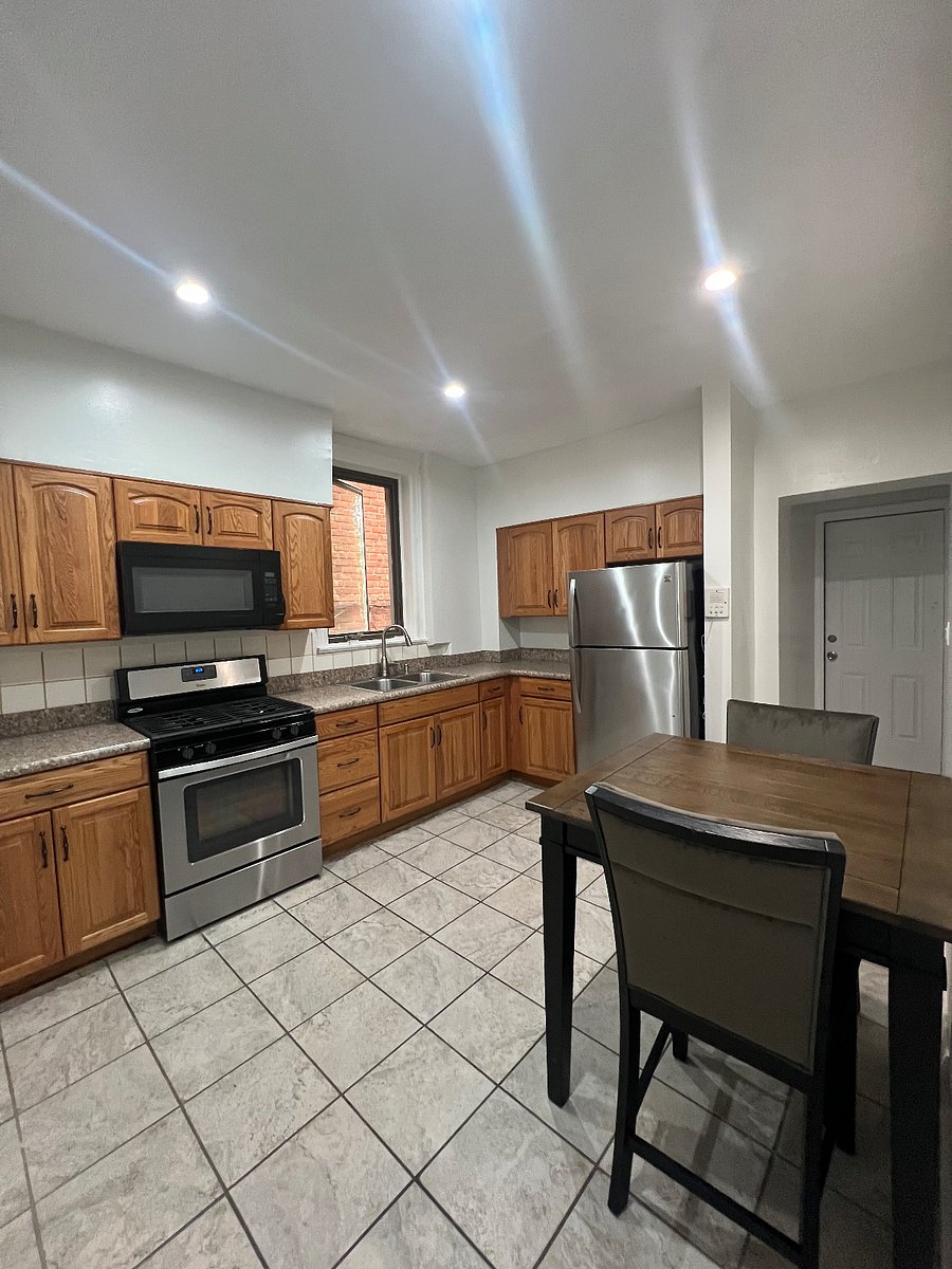 Furnished Finder property 1000814_1 photo 3